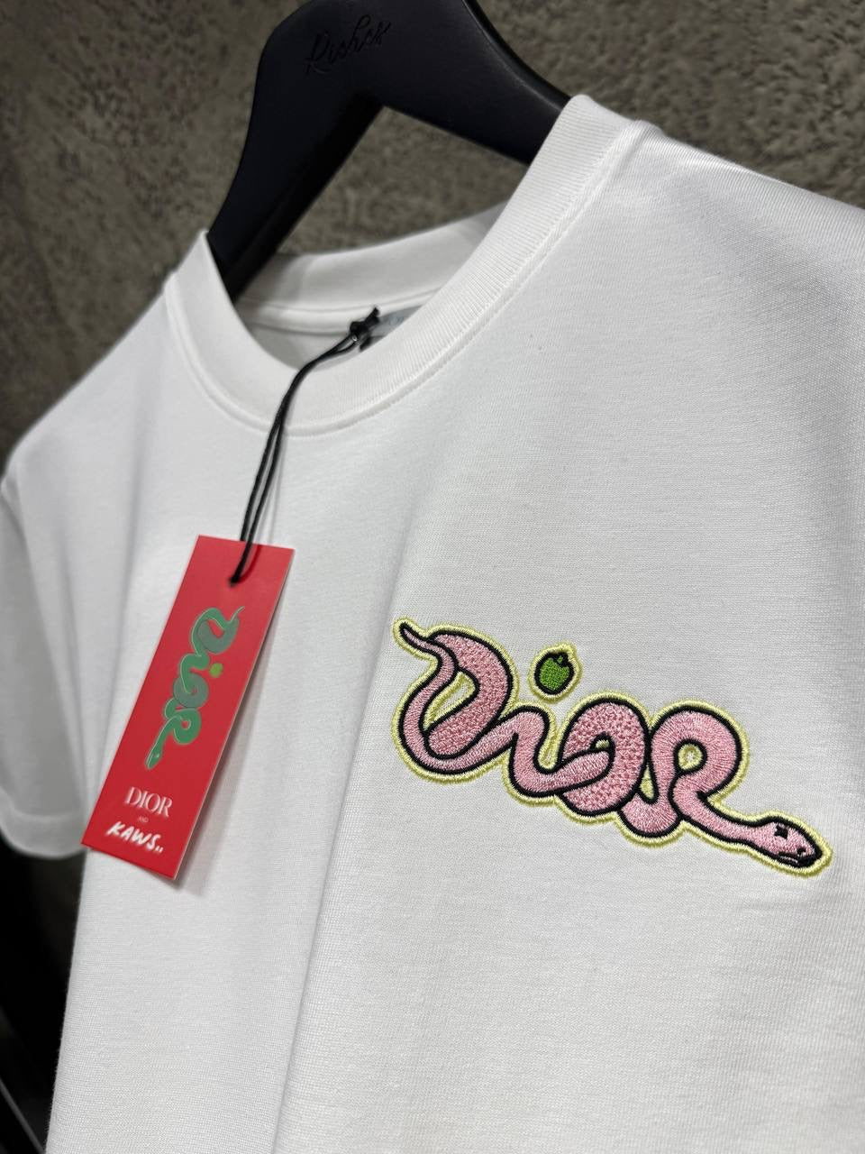 CD T-SHIRT 0548