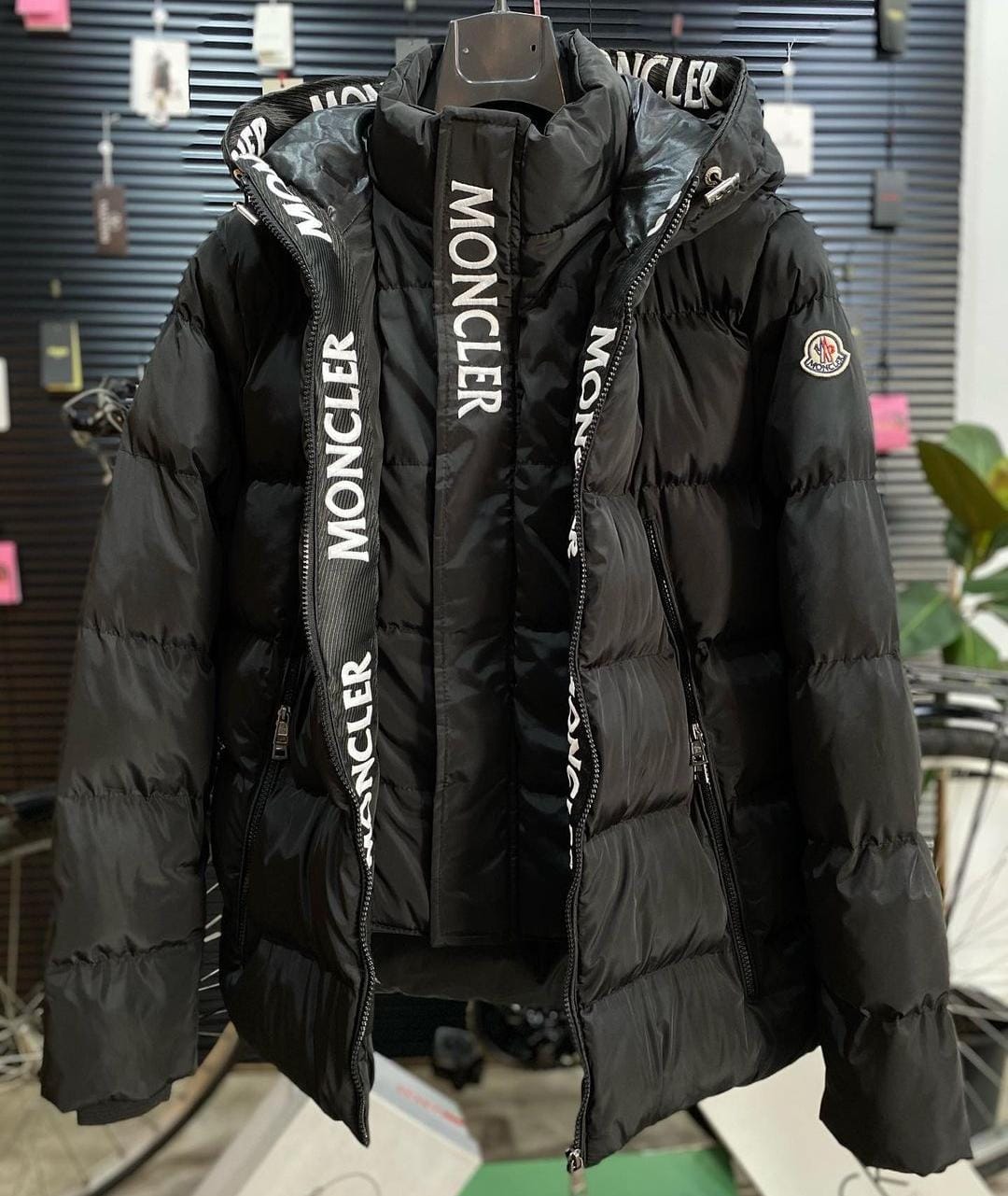 MNCLR WINTERJAS 0002