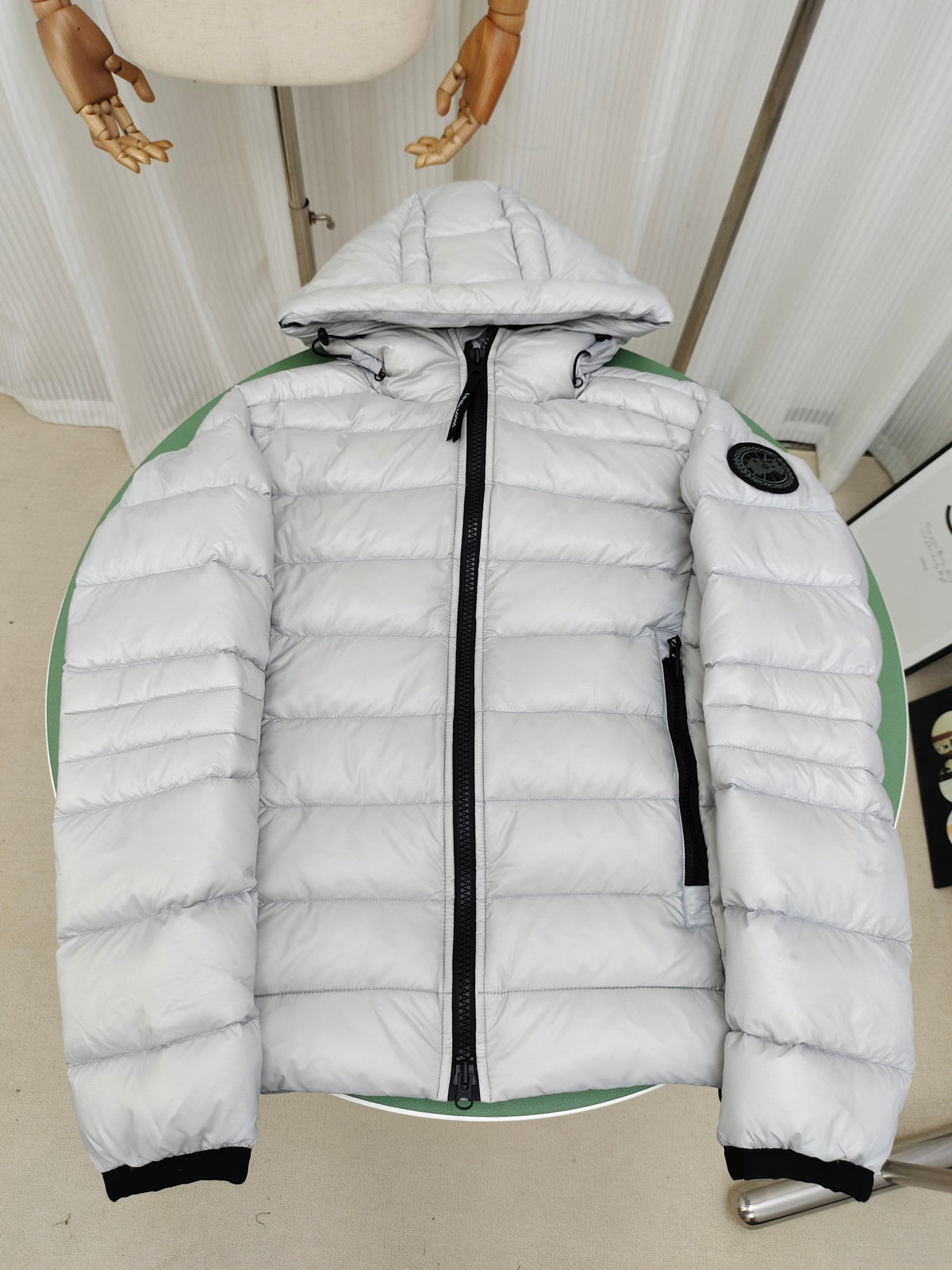 CANADA GOOSE CROFTON WINTERJACKET 0058 WHITE WITH BLACK LOGO