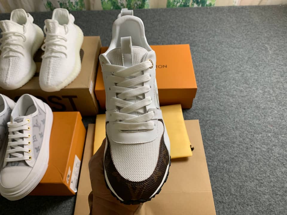 LV DAMES SCHOENEN 0001