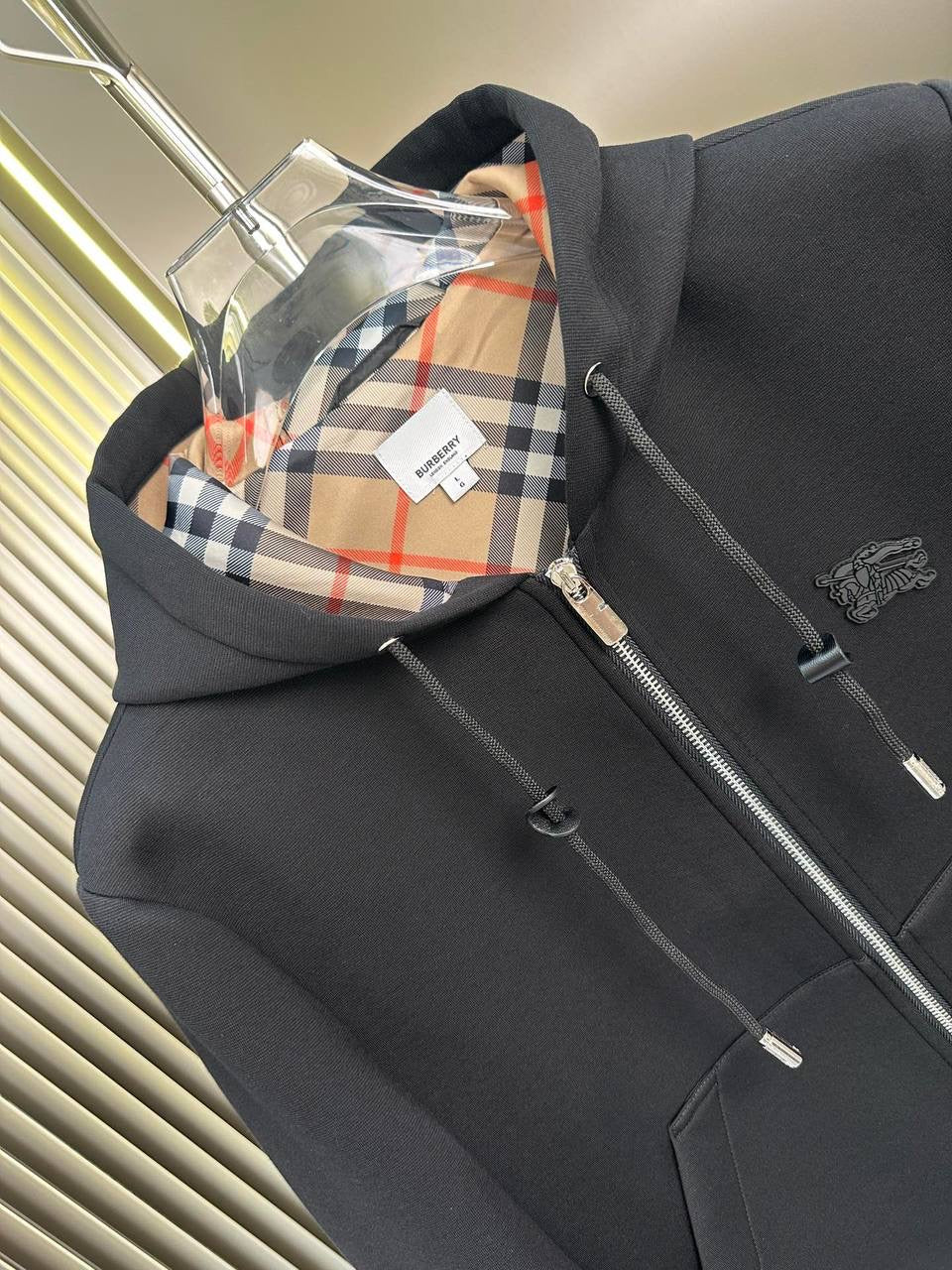 BURBERRY SEIZOENSJAS 0018 (Valt klein)