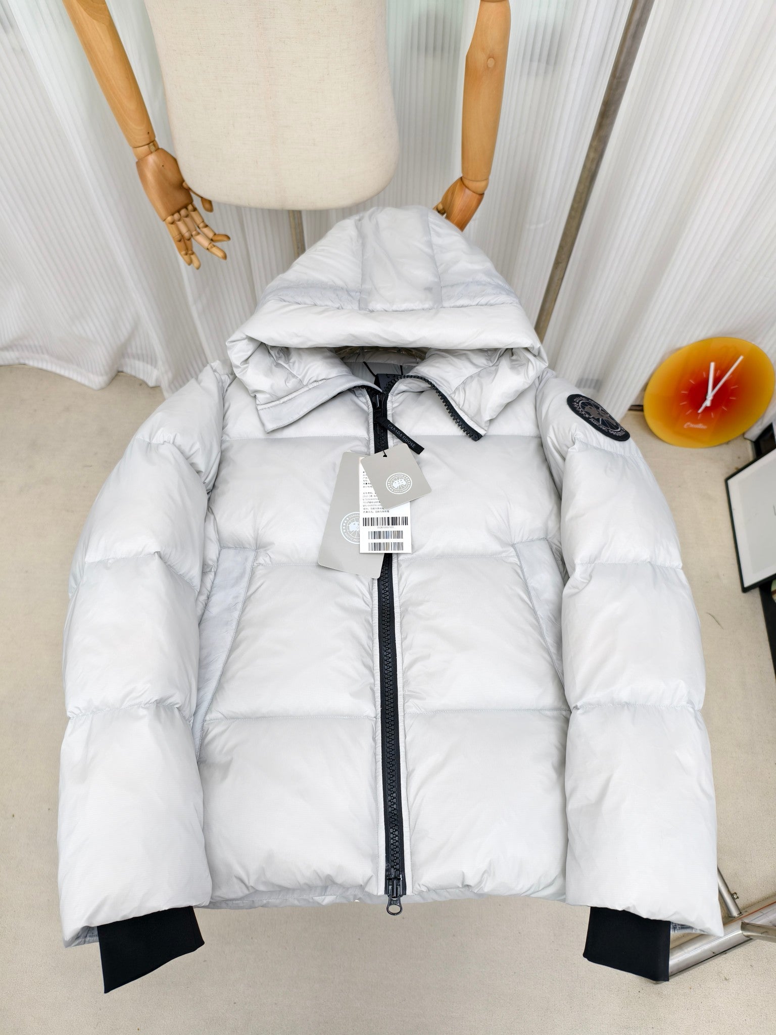 CANADA GOOSE CROFTON WINTERJACKET 0037 WHITE WITH  BLACK LOGO
