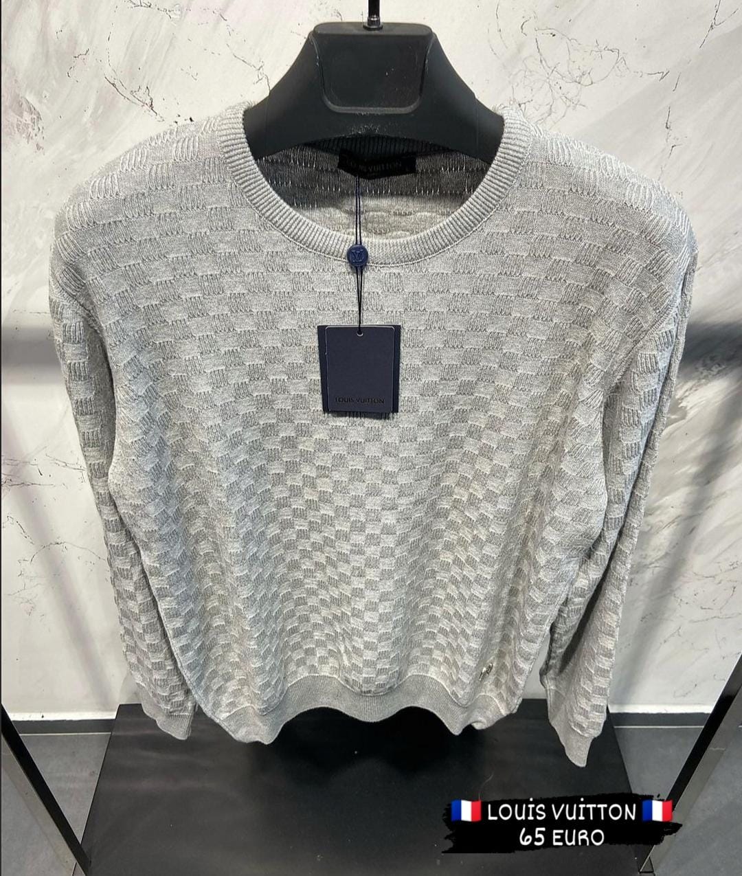 LV SWEATER 0023 KNITTED