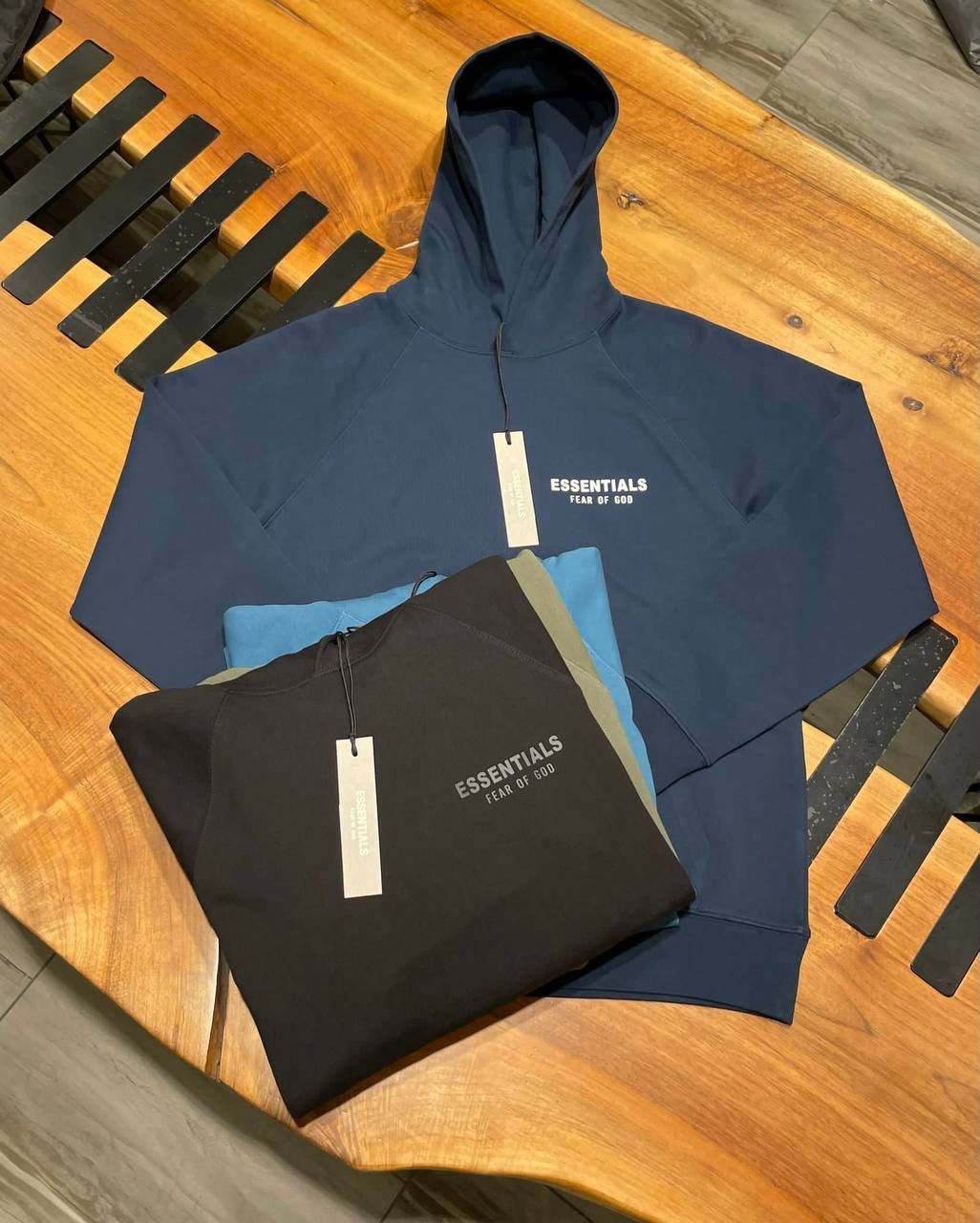 ESSENTIALS HOODIE 0067