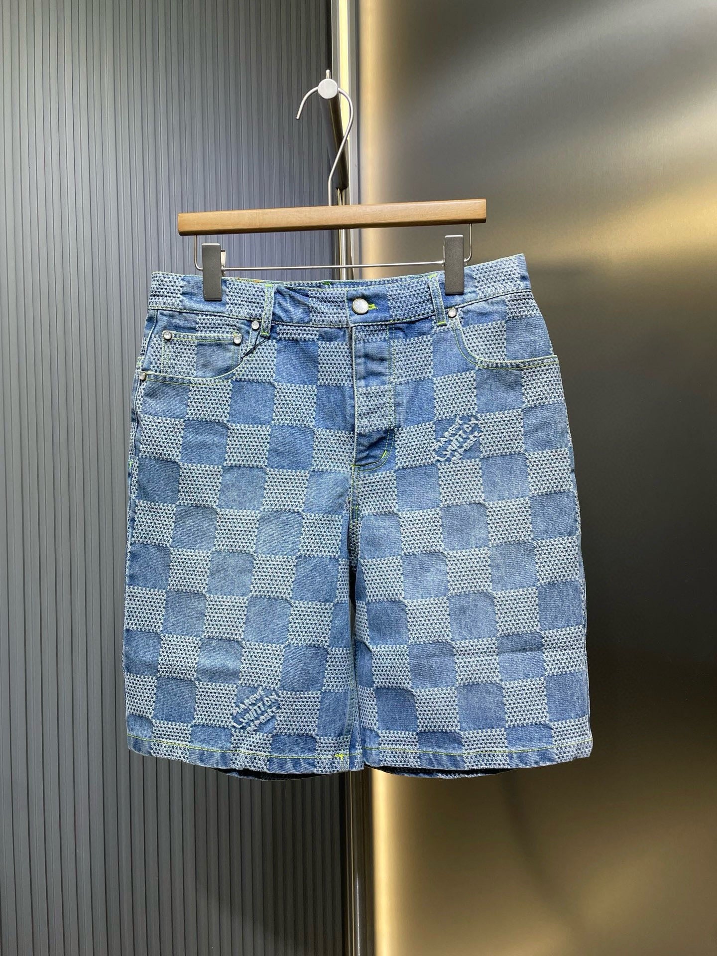 LV SHORT JEANS 0012