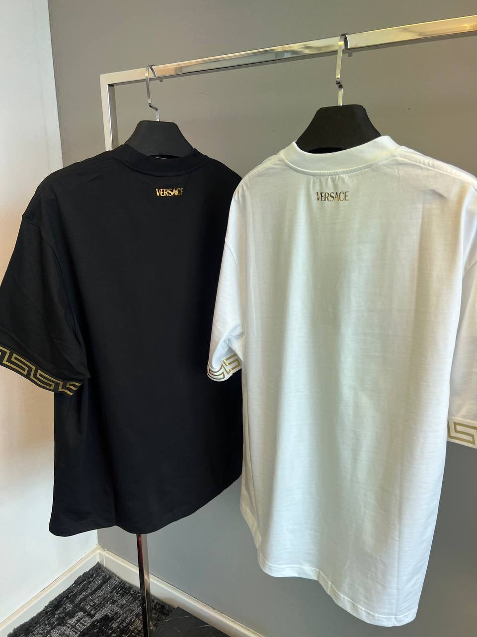 VERSACE T-SHIRT 0596 OVERSIZED