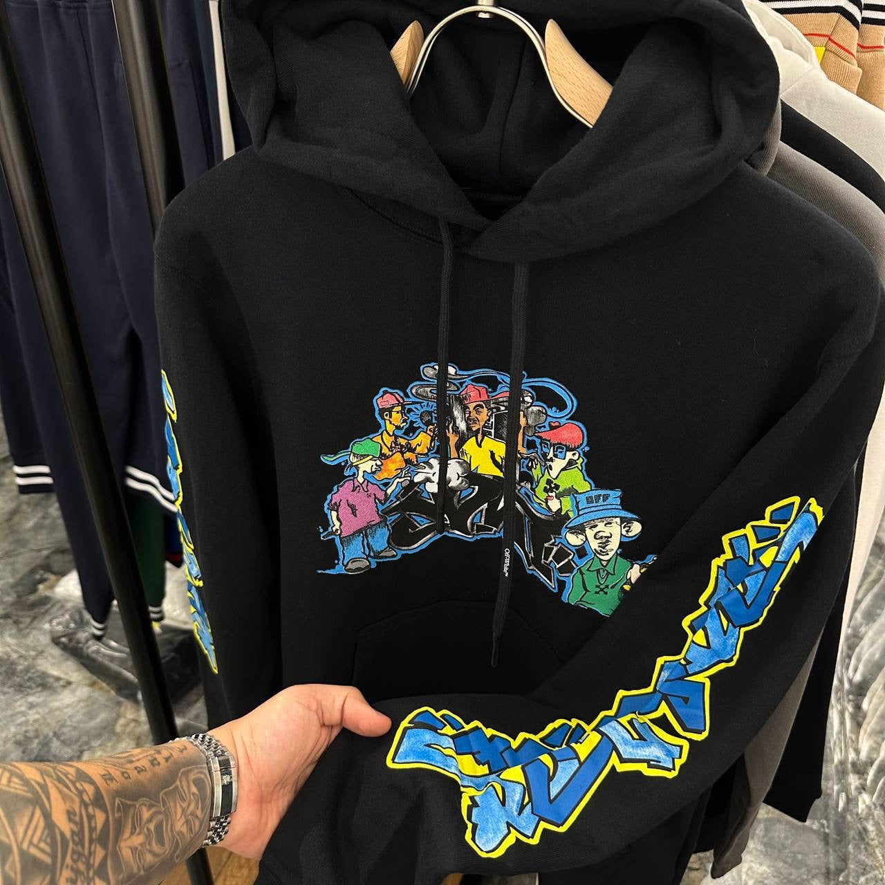 OFF-WHITE HOODIE 0102