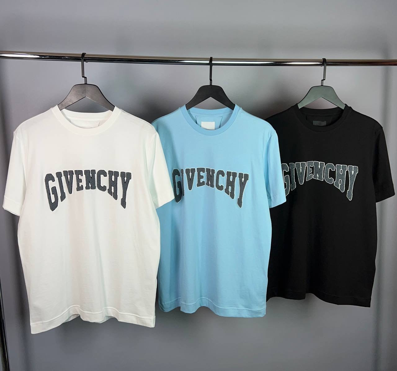 GVNCY T-SHIRT 0197