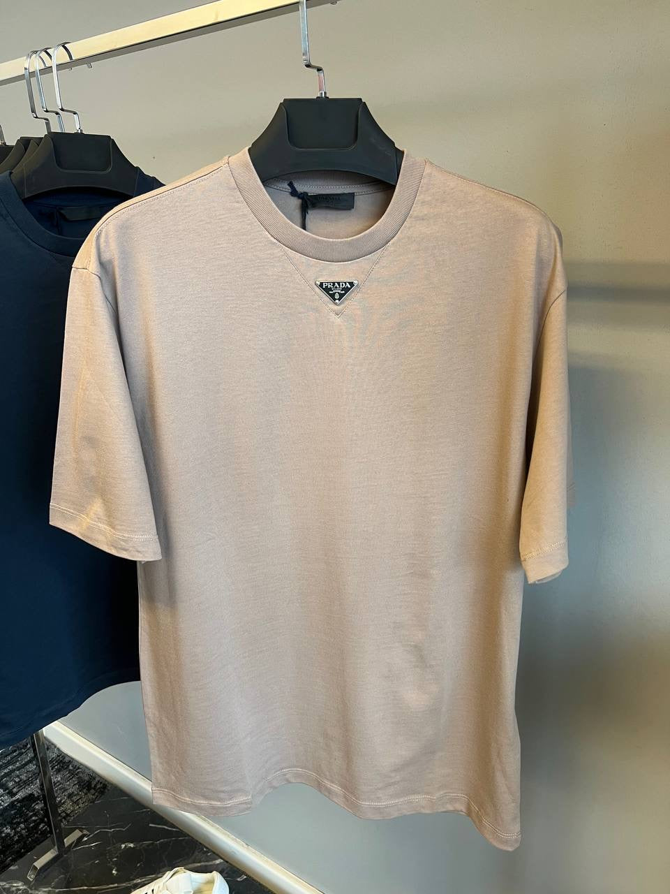 PRADA T-SHIRT 0572 BROWN