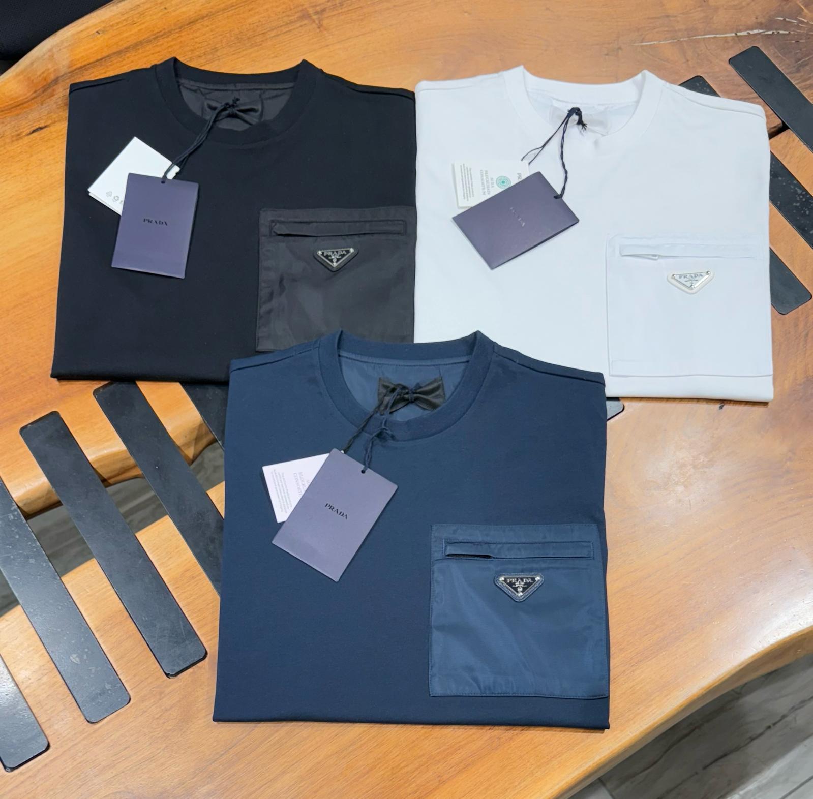 PRADA T-SHIRT 0701