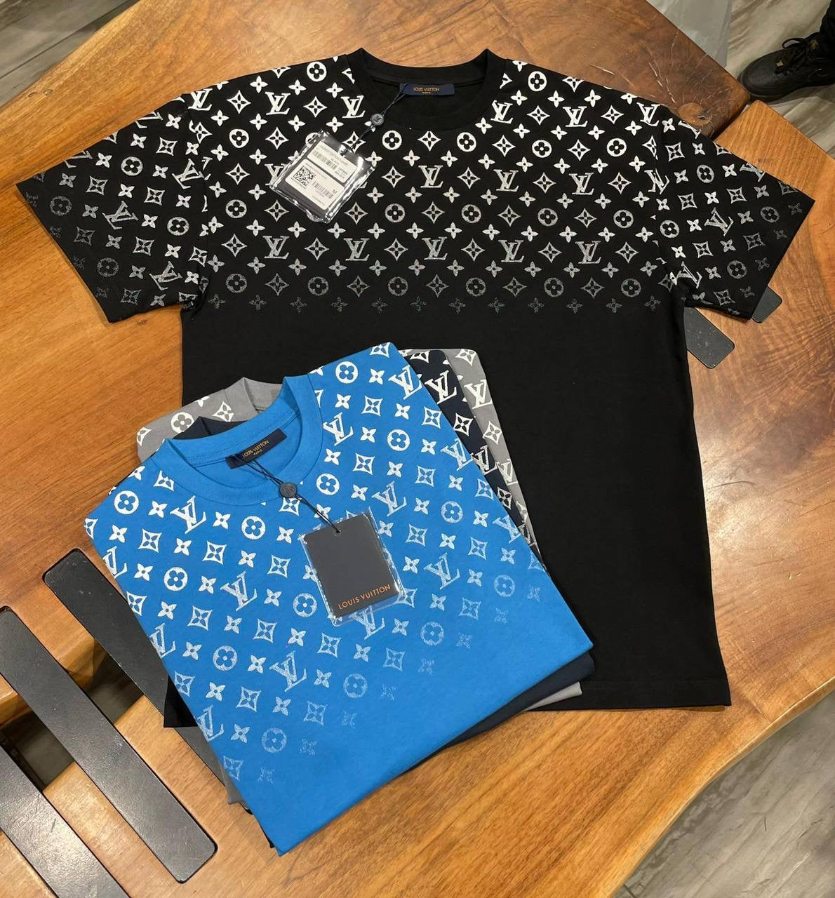 LV T-SHIRT 0410