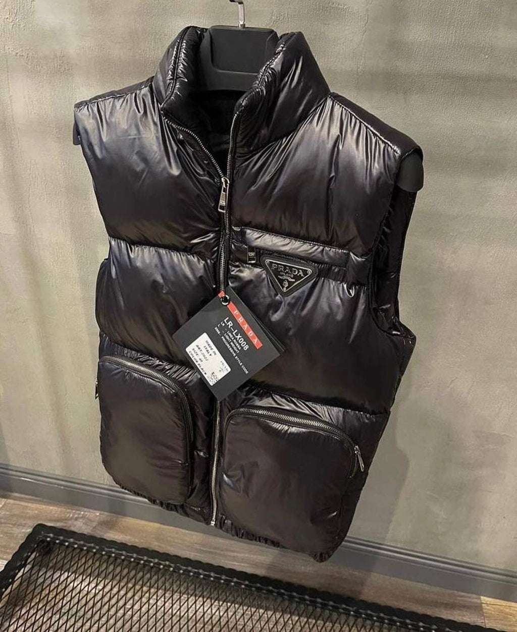 PRADA BODYWARMER 0012 (Valt klein)