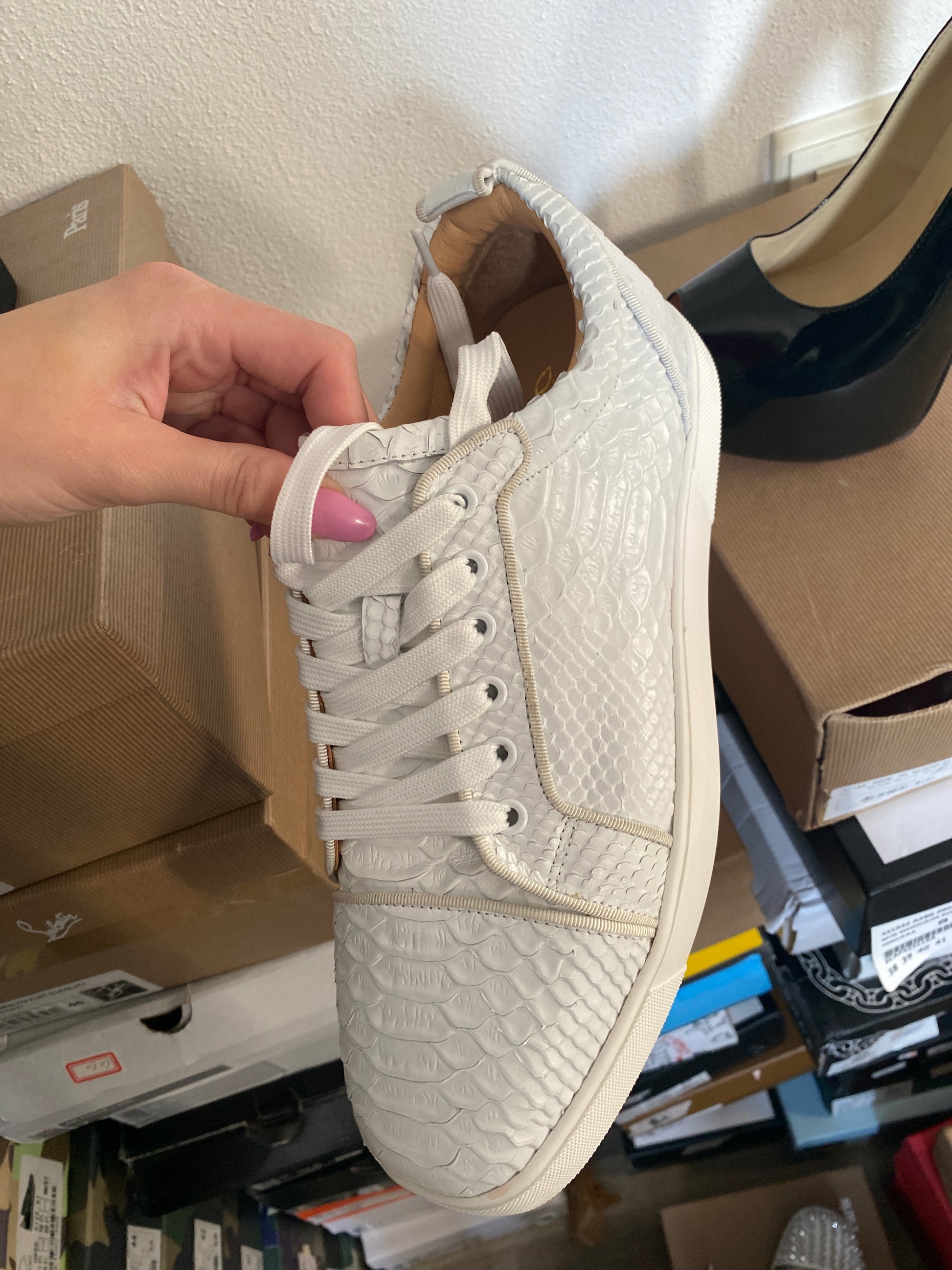 CHRISTIAN LOUBOUTIN LOW-TOP SCHOENEN 0026