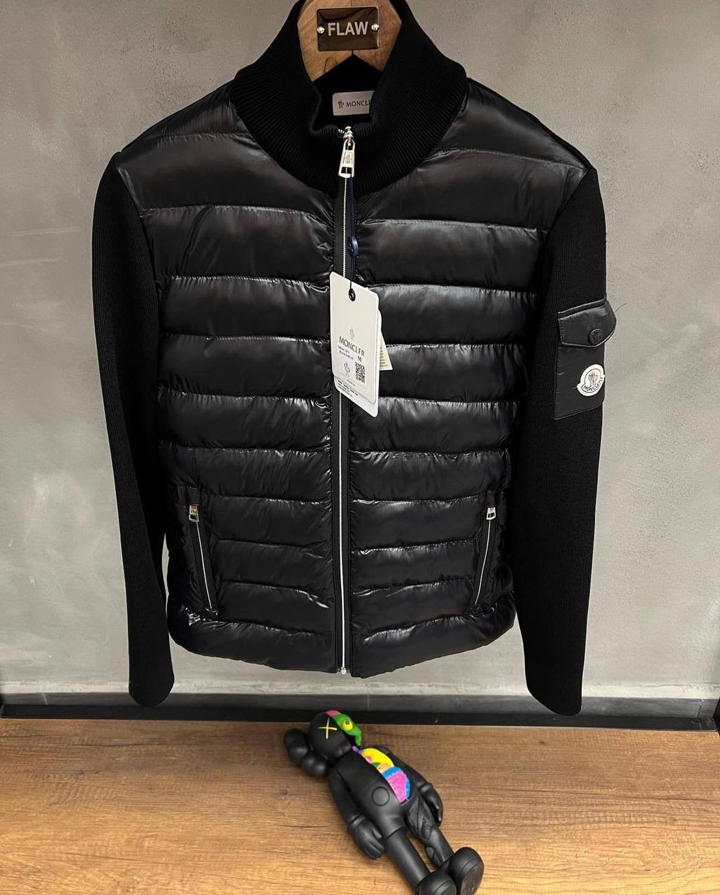 MNCLR SEIZOENSJAS 0011