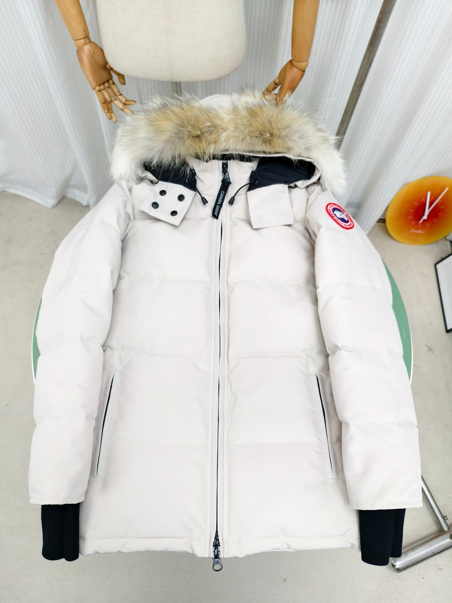 CANADA GOOSE CHELSEA WINTERJACKET 0045 WHITE