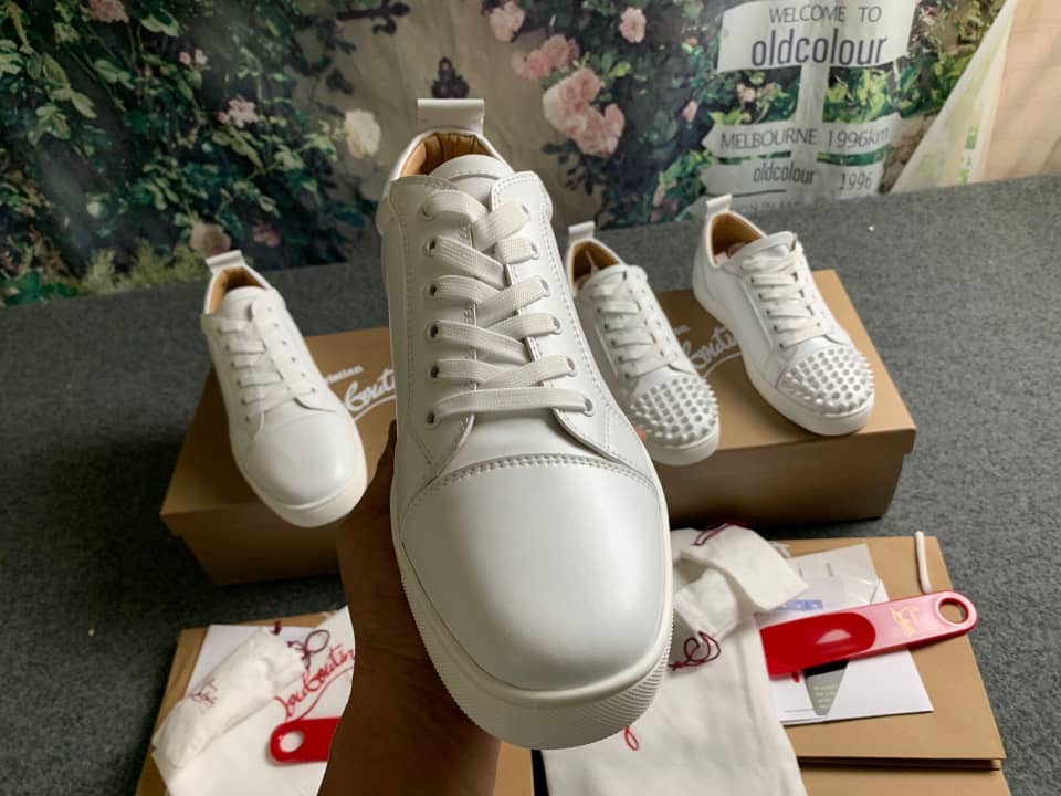 CHRISTIAN LOUBOUTIN LOW-TOP SCHOENEN 0020