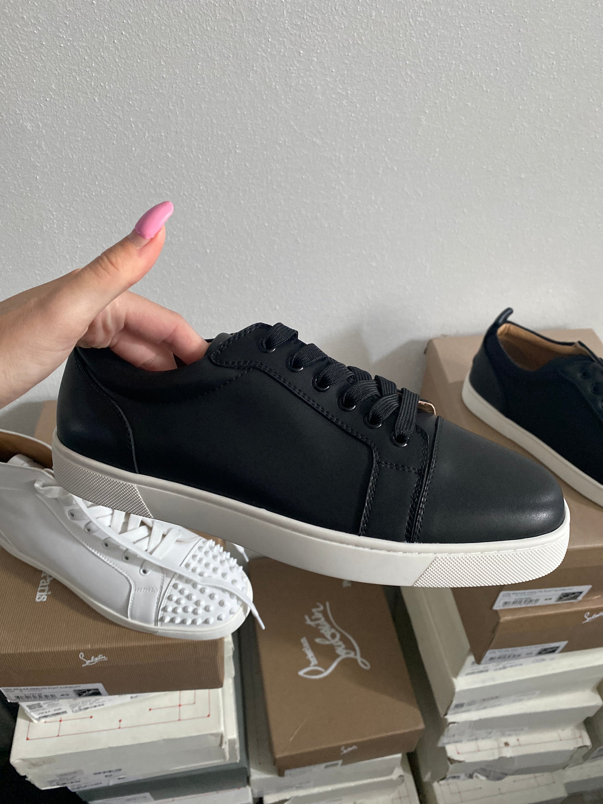 CHRISTIAN LOUBOUTIN LOW-TOP SCHOENEN 0018