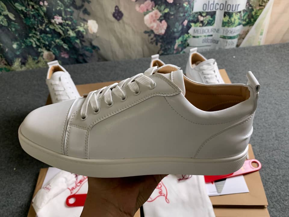 CHRISTIAN LOUBOUTIN LOW-TOP SCHOENEN 0020