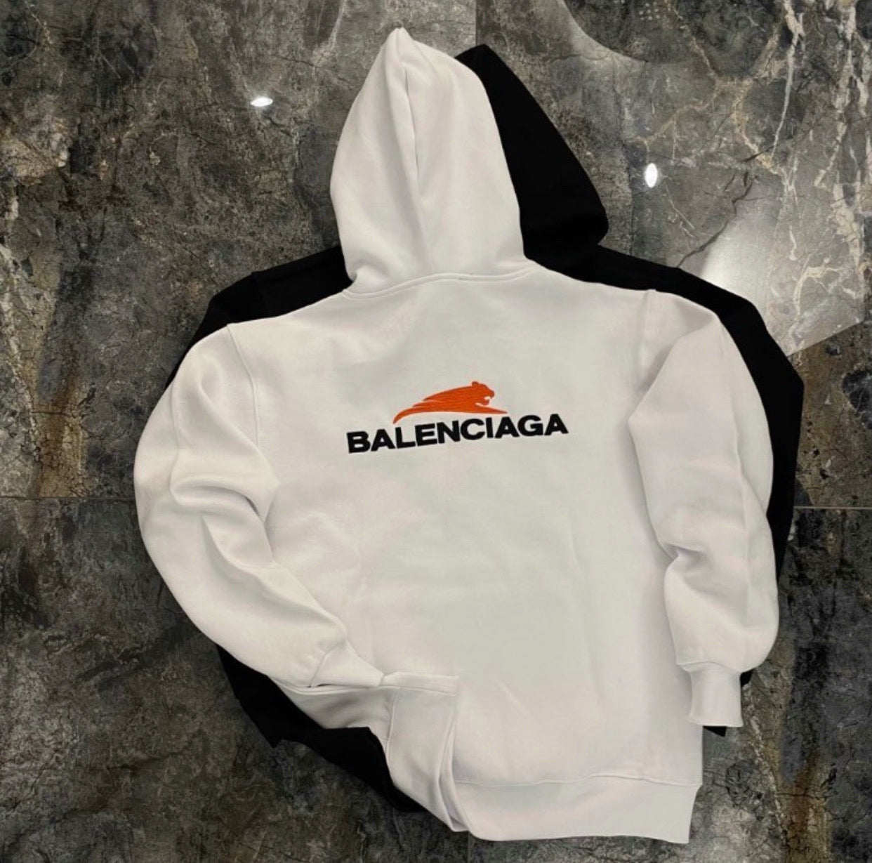 BALENC. HOODIE 0049