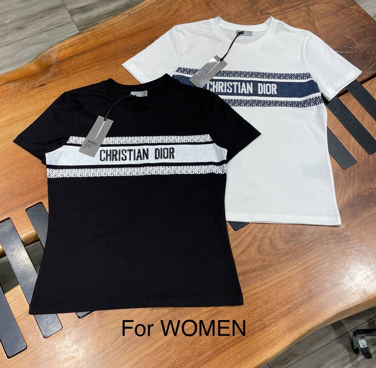CD WOMEN T-SHIRT 0006