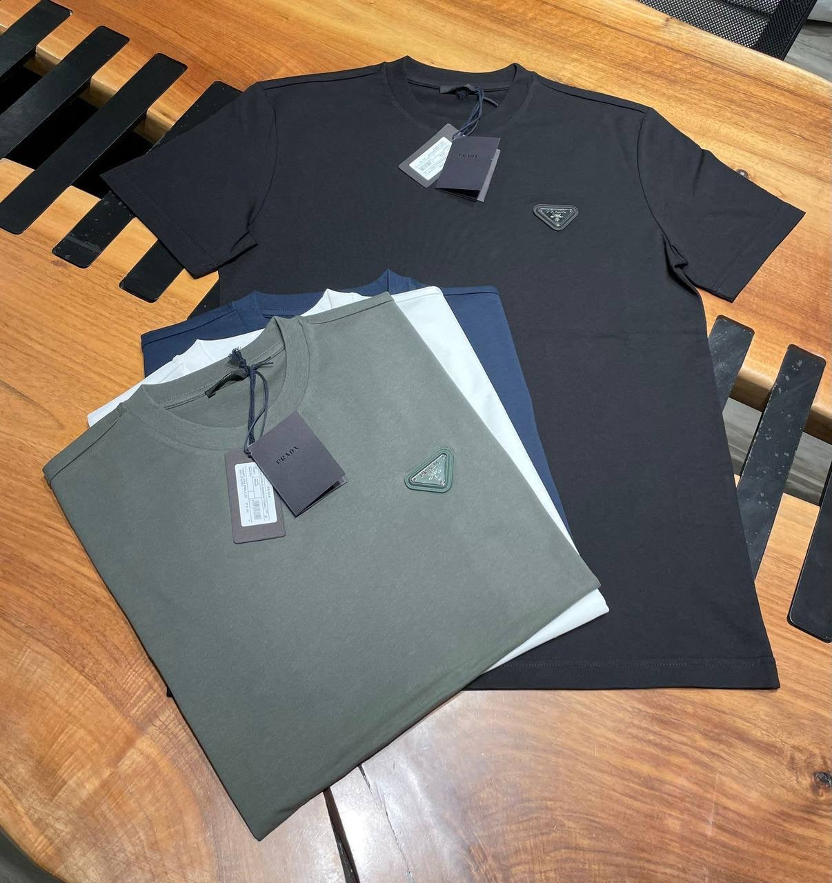 PRADA T-SHIRT 0256