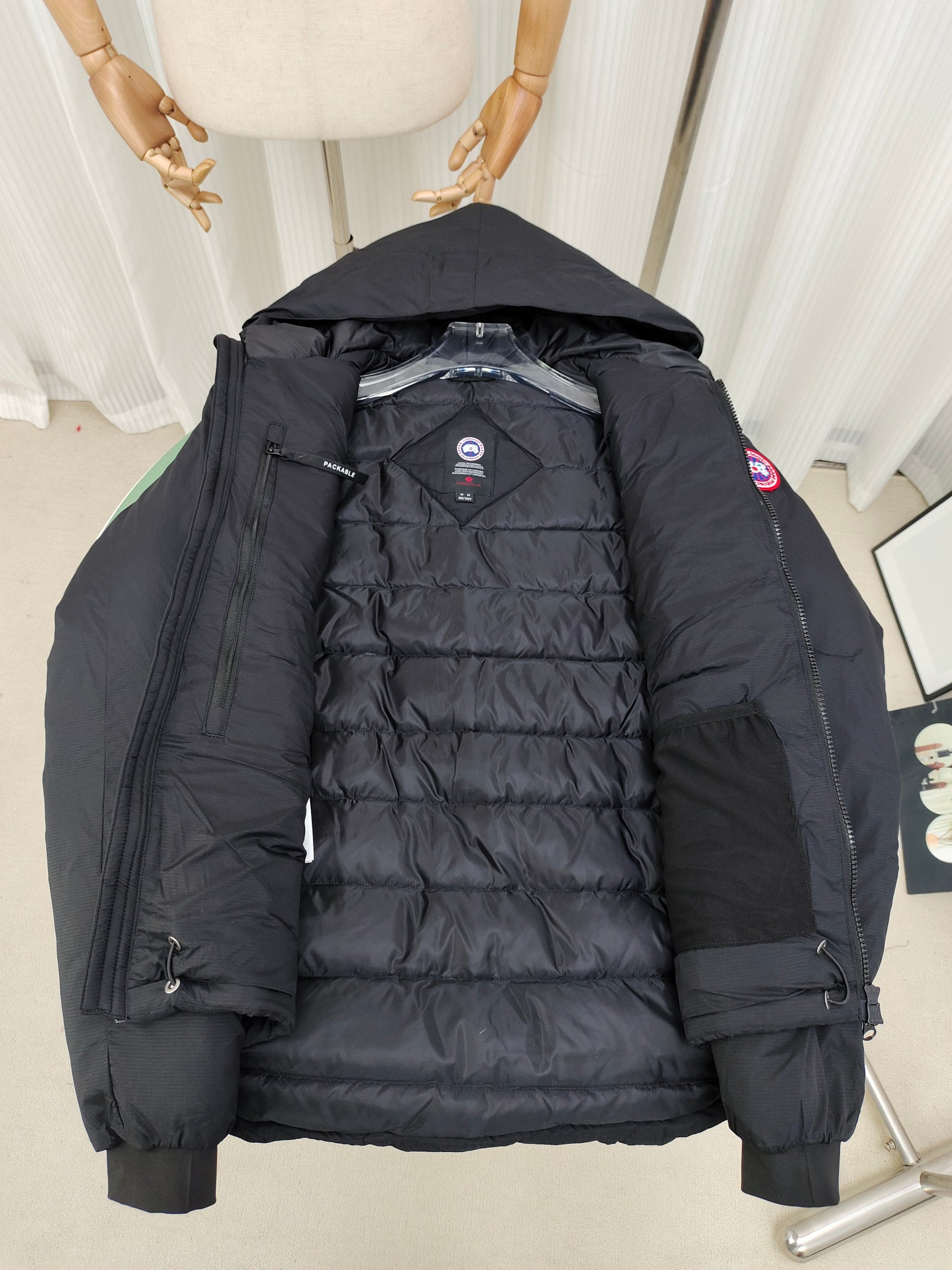 CANADA GOOSE LODGE WINTERJACKET 0030 BLACK