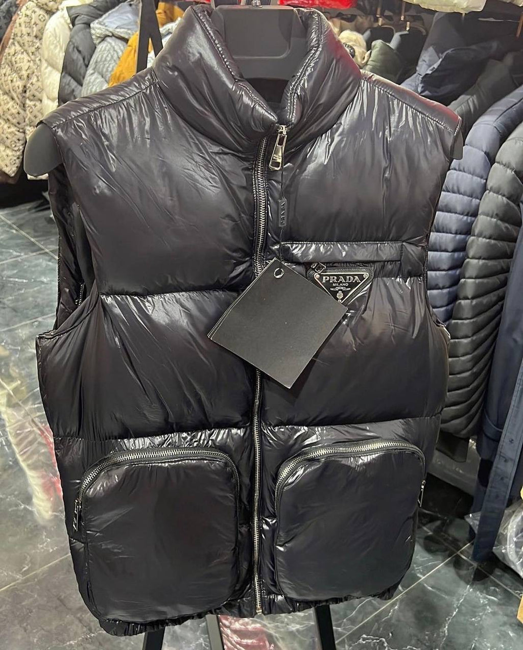 PRADA BODYWARMER 0012 (Valt klein)