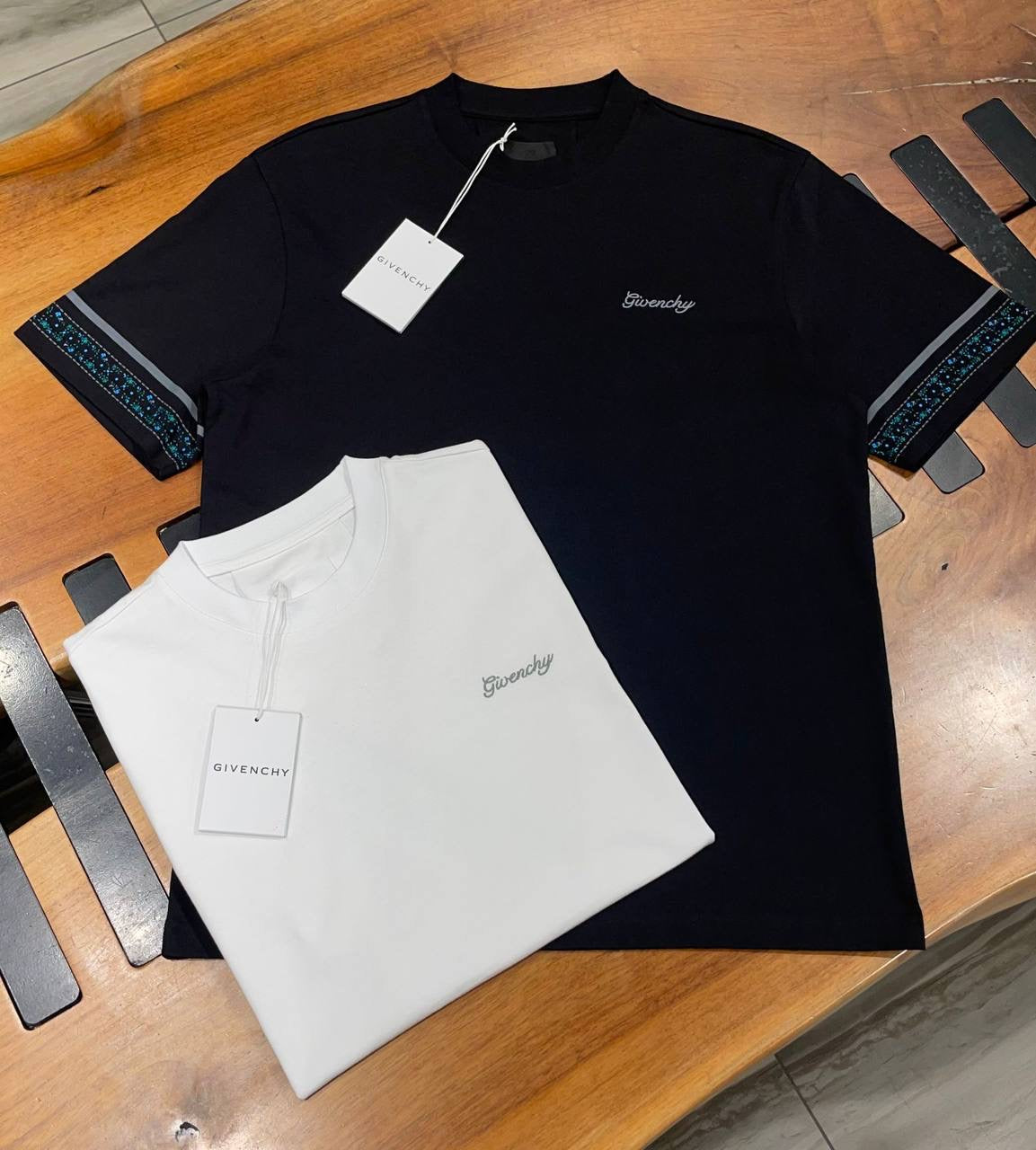 GVNCY DG T-SHIRT 0664