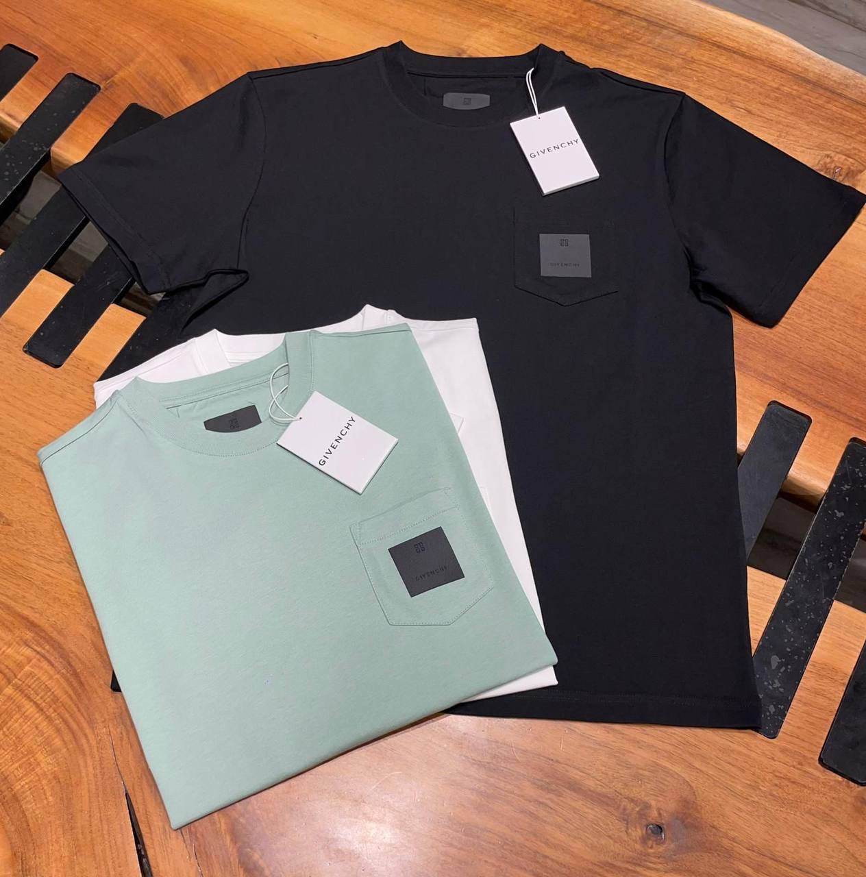GVNCY T-SHIRT 0400