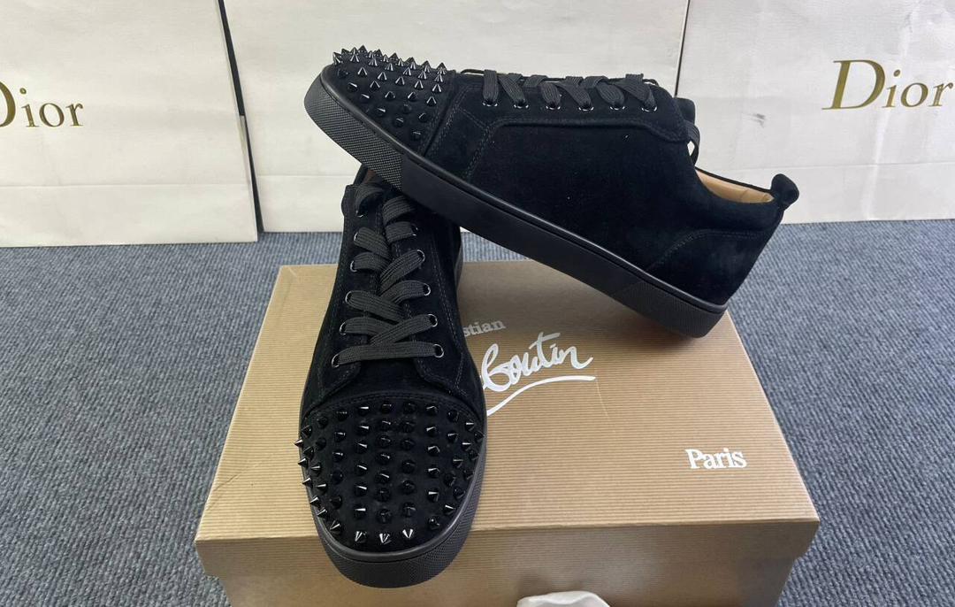 CHRISTIAN LOUBOUTIN LOW-TOP SCHOENEN 0028