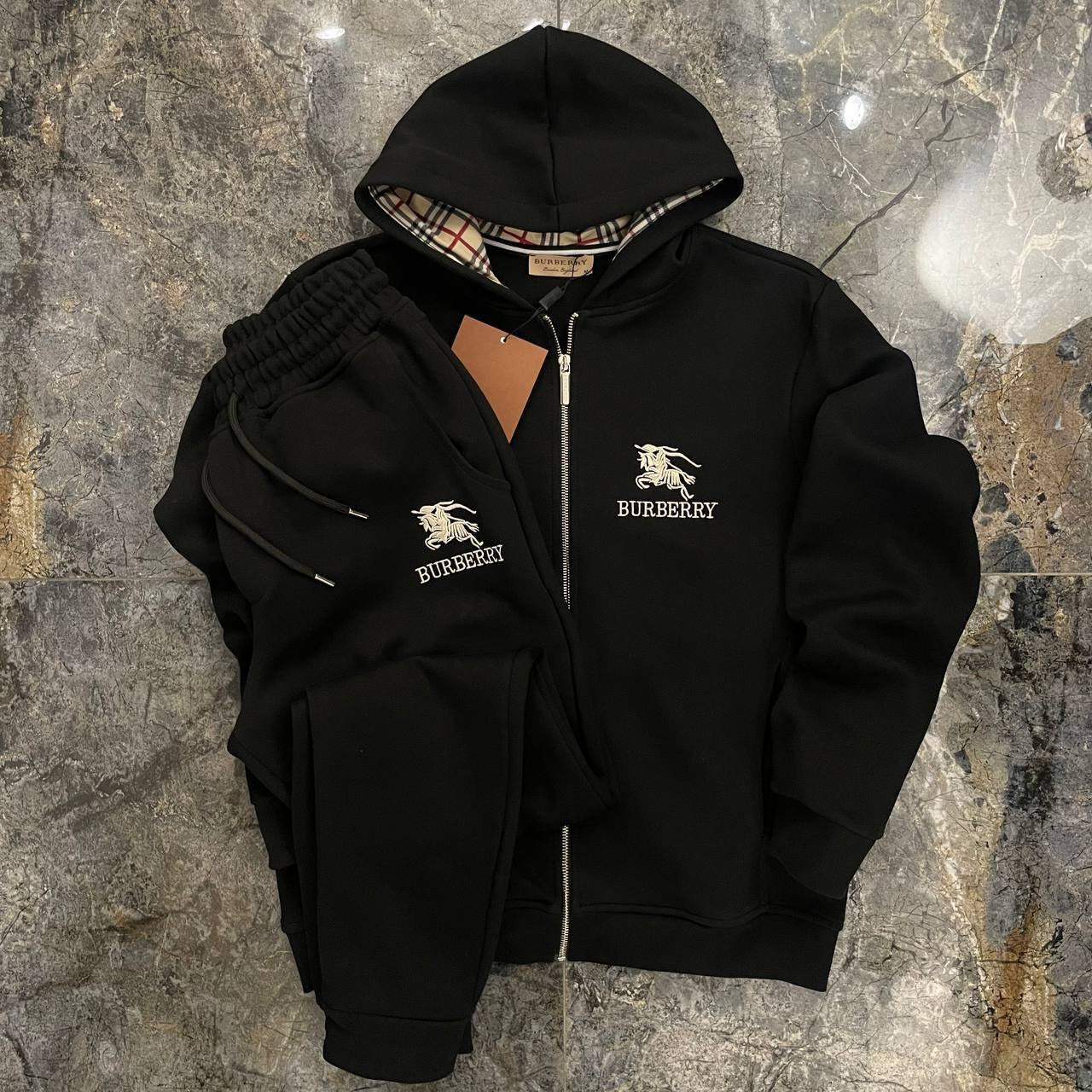 BURBERRY TRACKSUIT 0021