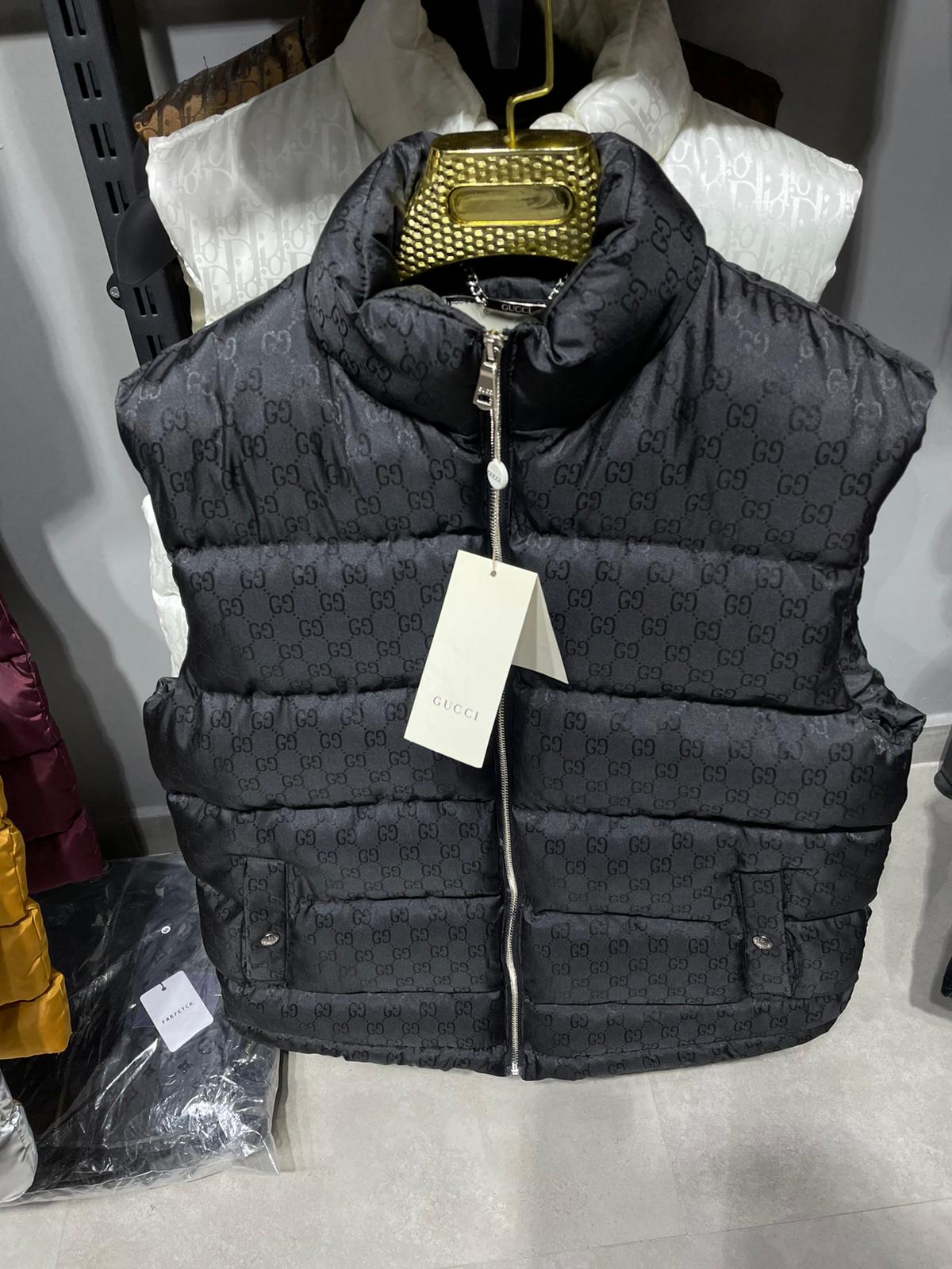 GUCCI BODYWARMER 0002
